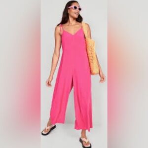 Old Navy women’s Pink Jumpsuit. Size XL